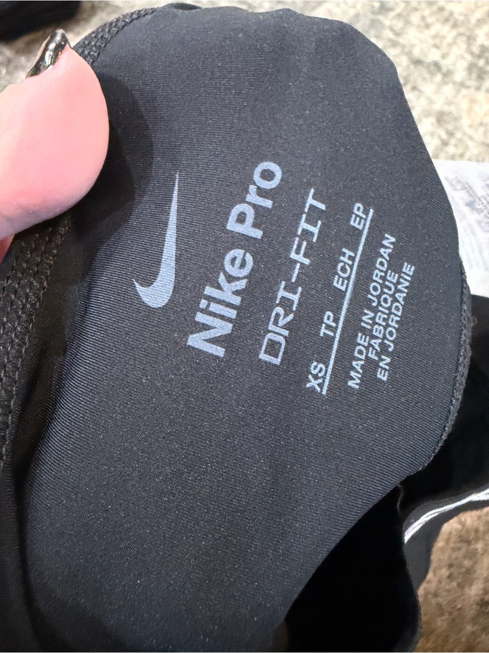 Nike Pro Black Women's Athletic Compression Shorts - Picture 3 of 3